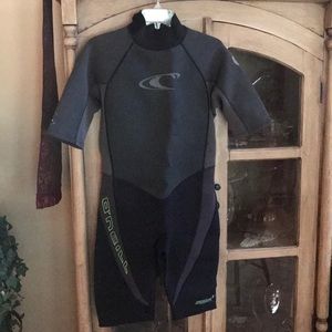 Wet Suit Ladies O’Neill size Small Black/Gray